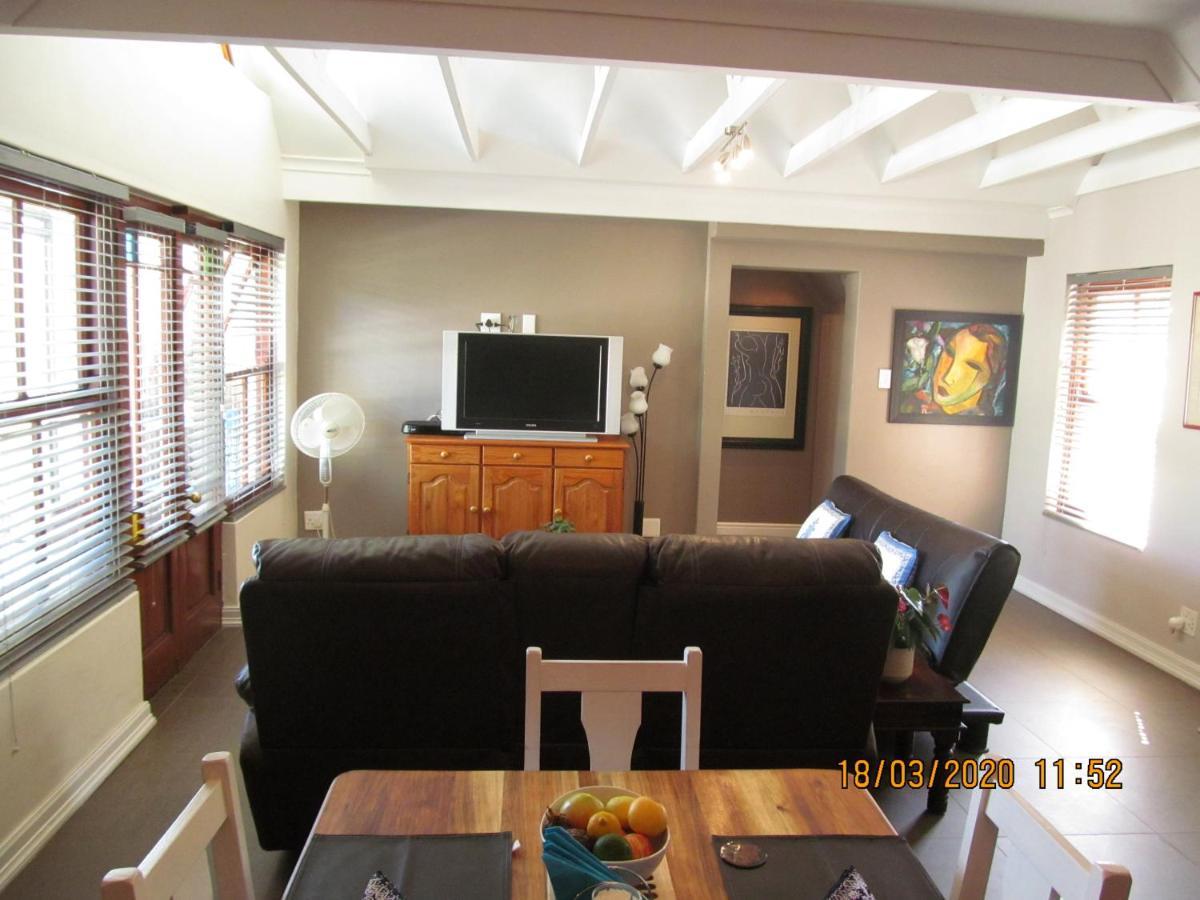 Luxury Secure Flat Apartment Plattekloof Eksteriør billede